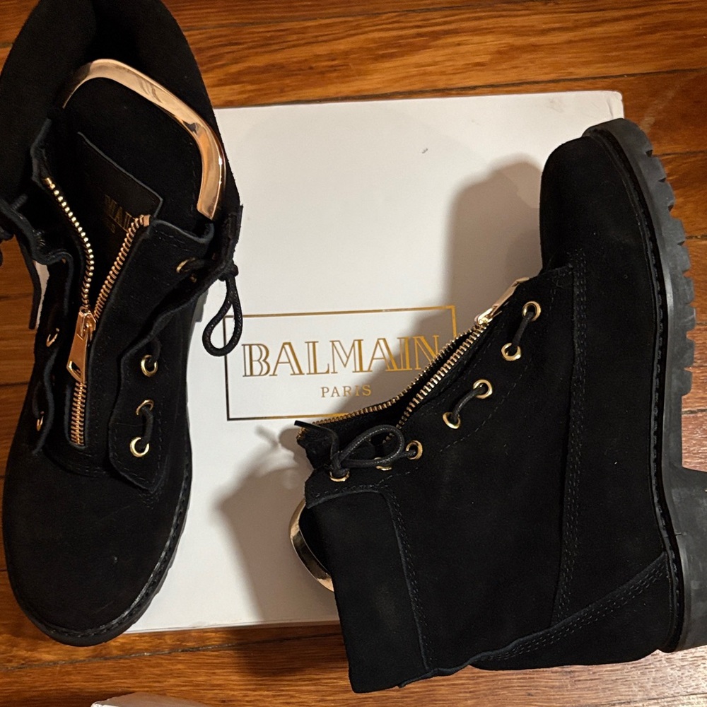 Balmain Black Boots with Gold Details NIB SZ 38/7.5